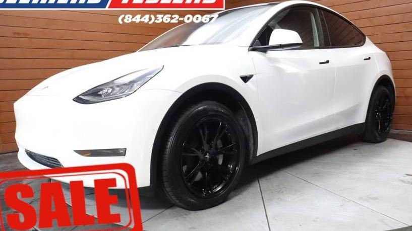 TESLA MODEL Y 2022 7SAYGDEE8NF357819 image